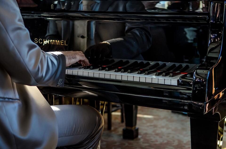 Piano class at the center